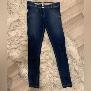 Freddy wr.up XXS. Regular rise. 7/8 length.